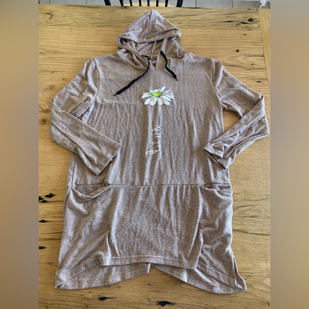 Let it Be Daisy Tan Hoodie Top Long women’s XXL‎ Preloved